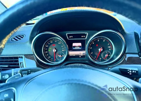 2018 Mercedes-Benz Gls 450 4Matic z USA, uszkodzony, nr VIN 4JGDF6EE3JB038671